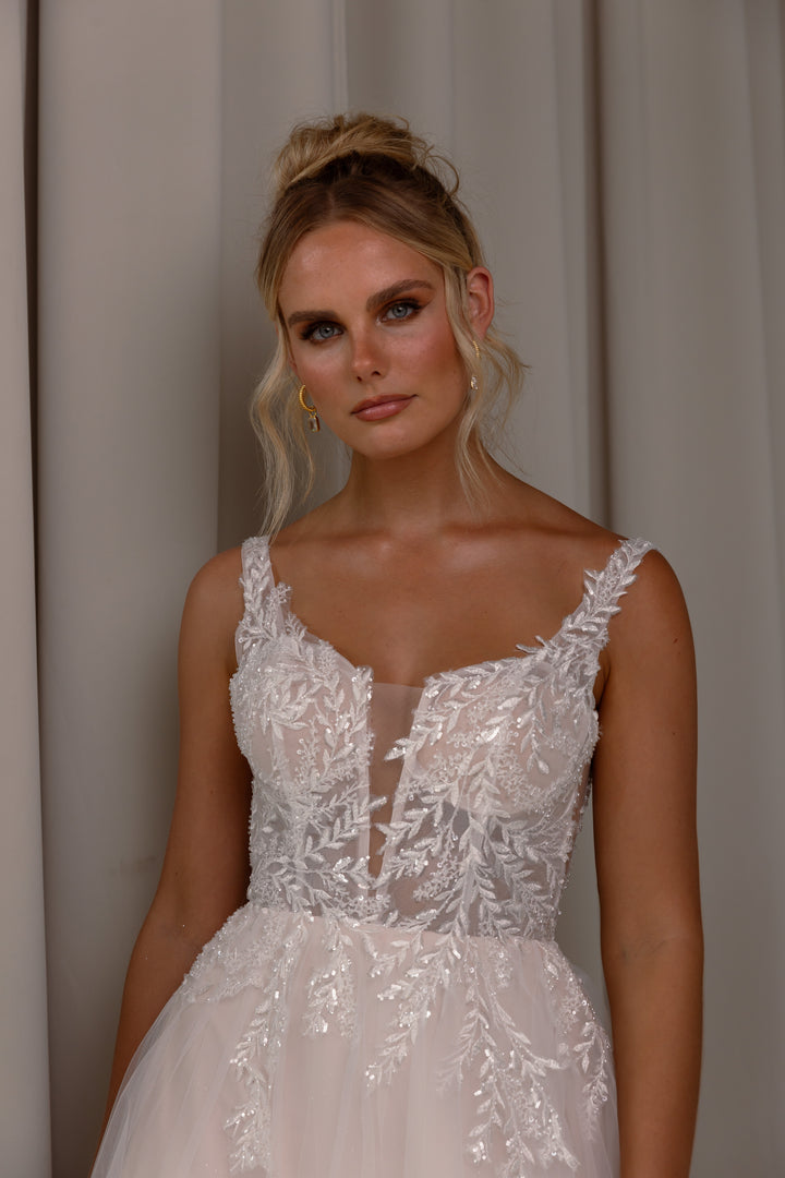 HAZEL BY TANIA OLSEN