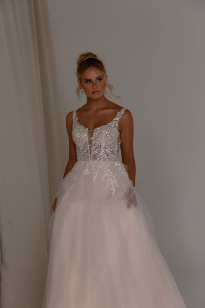 HAZEL BY TANIA OLSEN