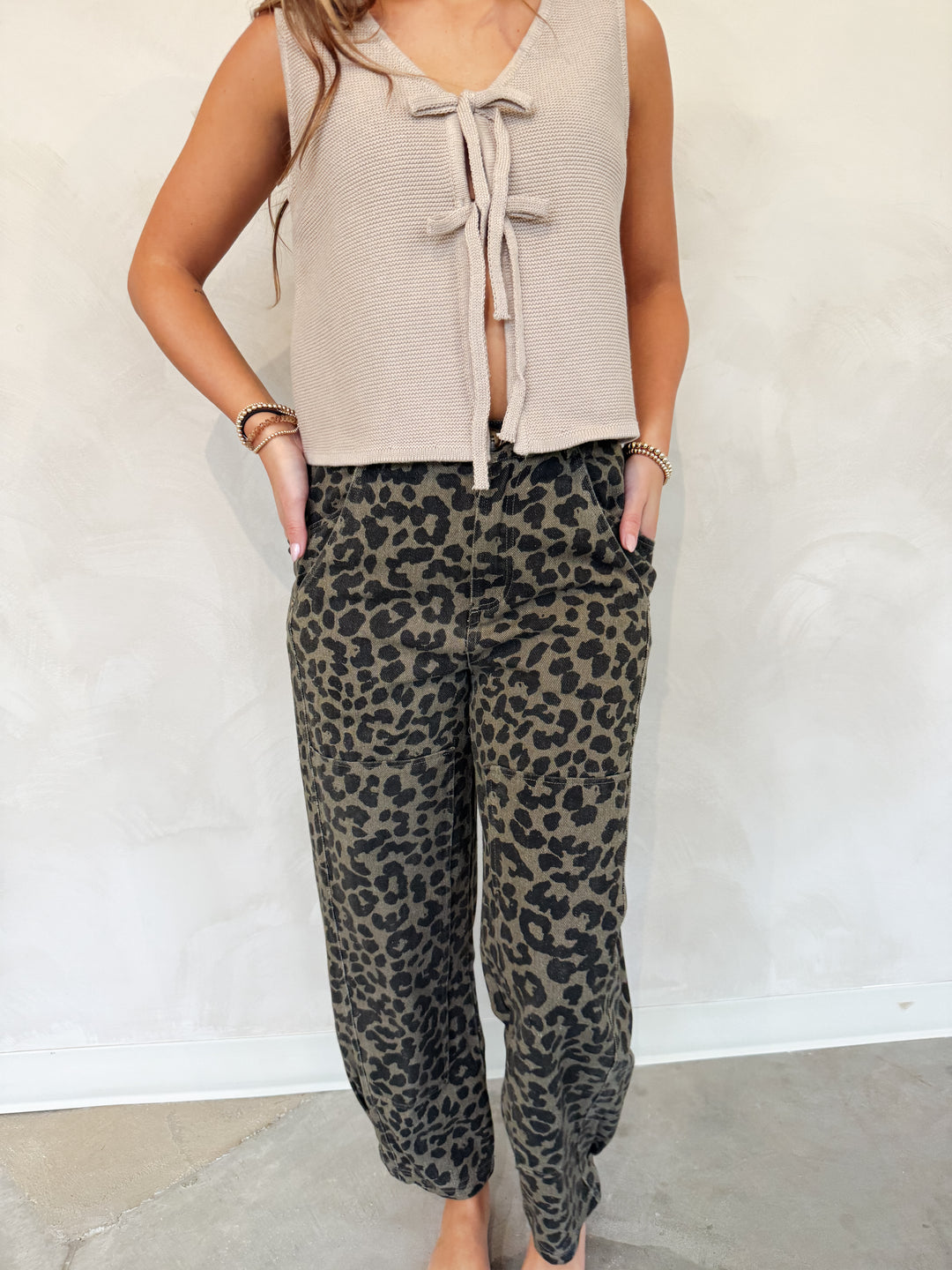 LEOPARD BARREL JEANS