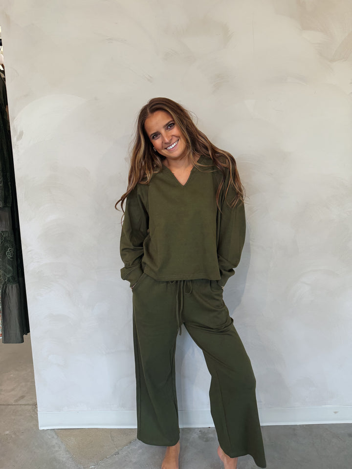 Relaxed V-Neck Lounge Set