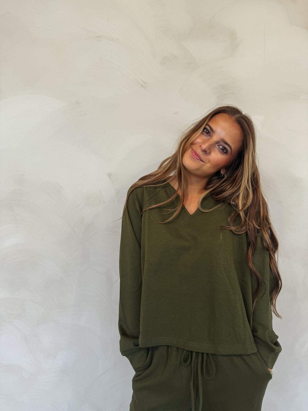 Relaxed V-Neck Lounge Set