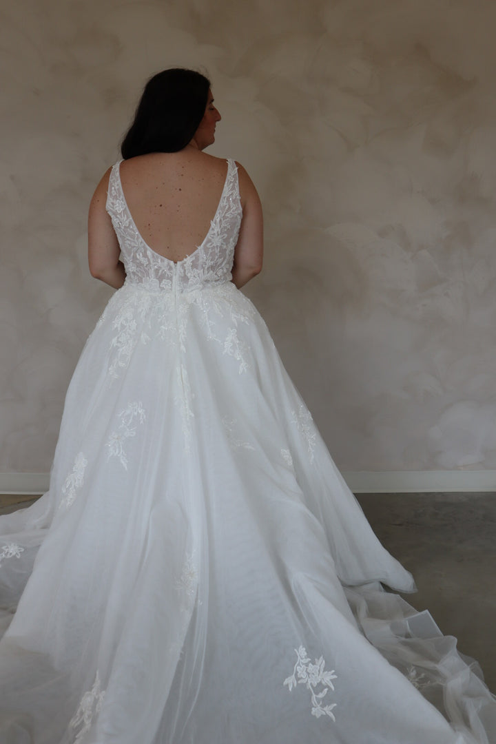 Size 16 | Nina by Maya Bella