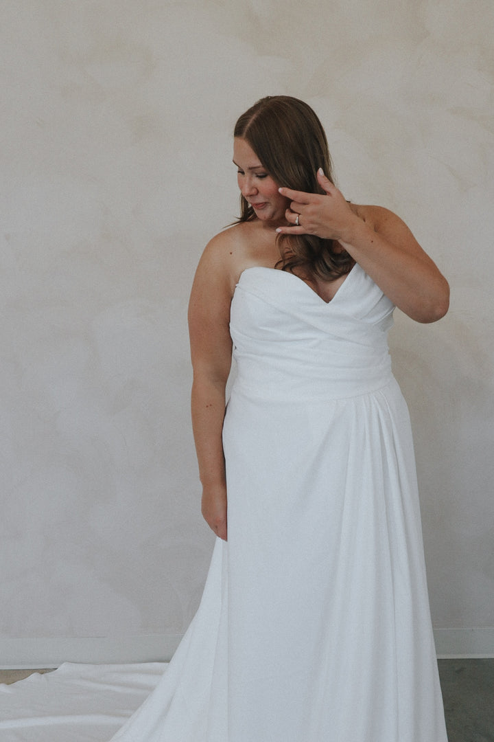 Size 28 | Nova by Lovely