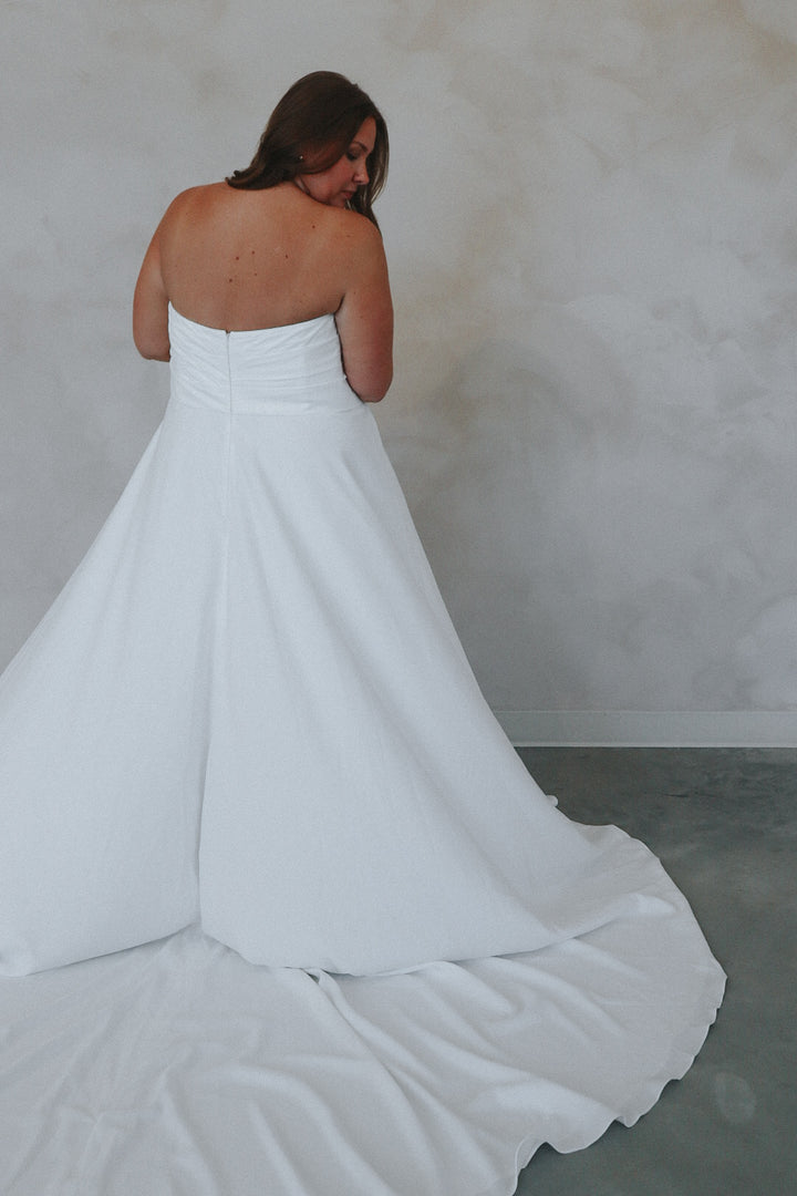 Size 28 | Nova by Lovely