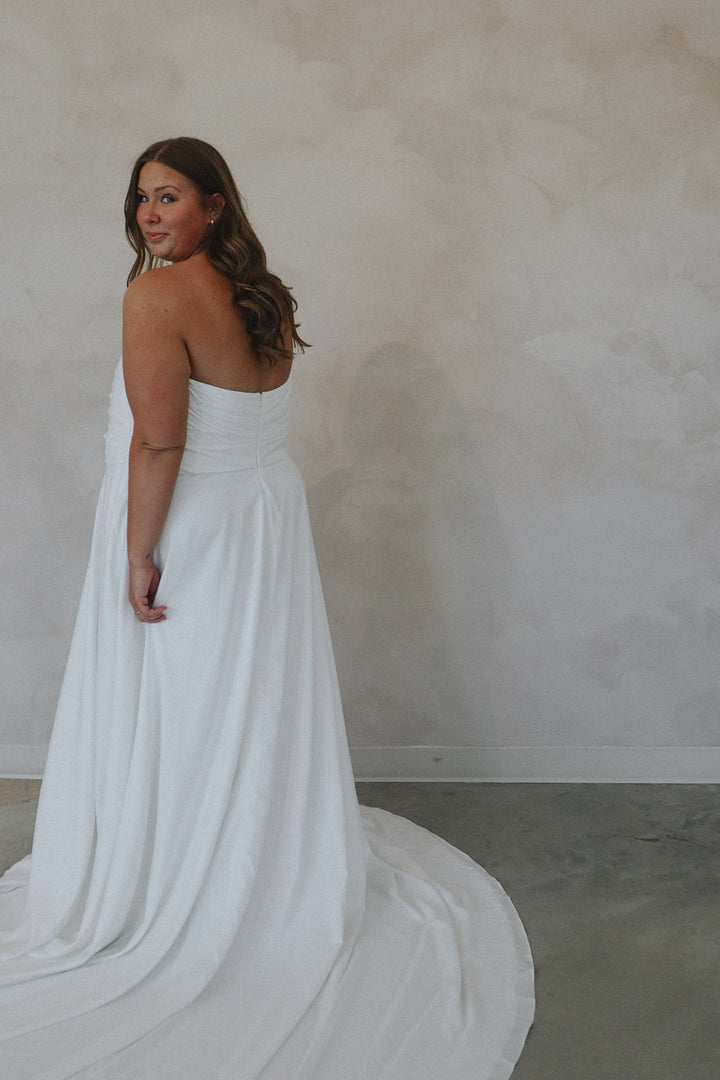 Size 28 | Nova by Lovely