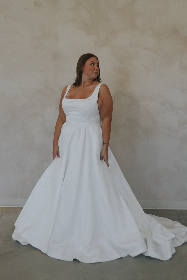 Size 16 | Riley by Tania Olsen