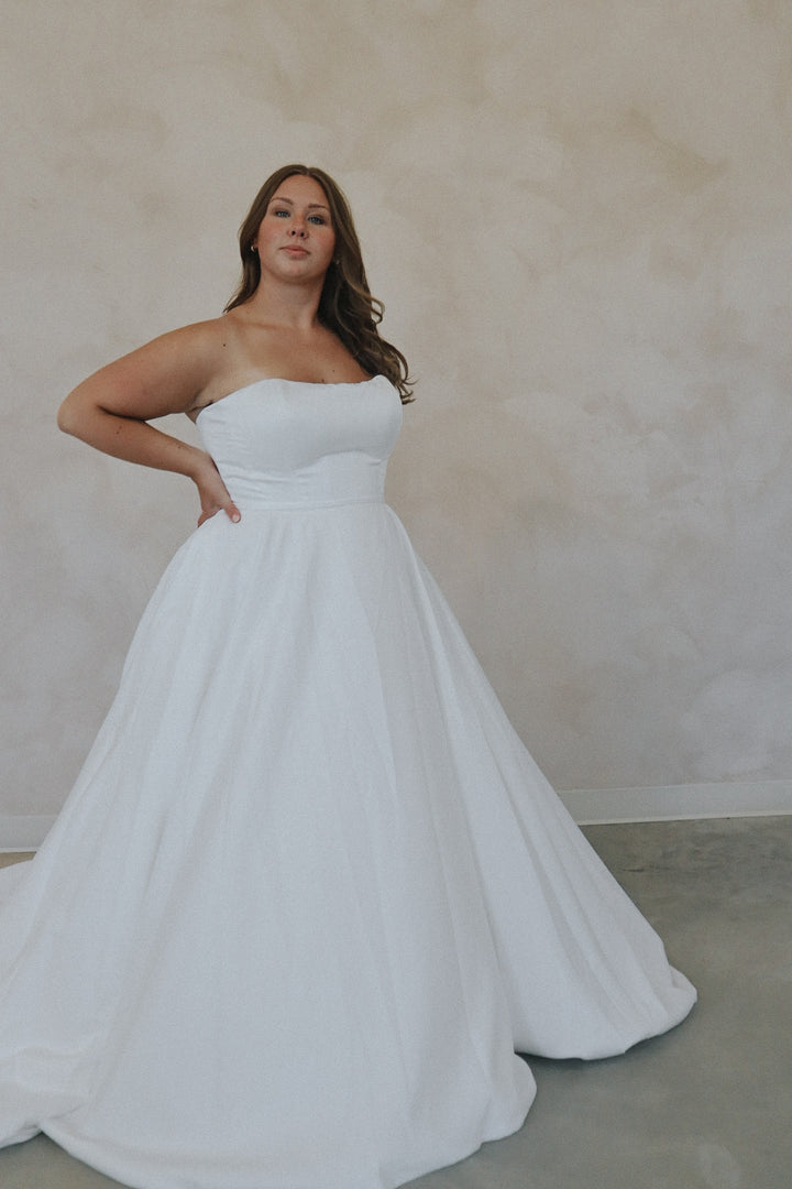 Size 16 | Anne by Tania Olsen