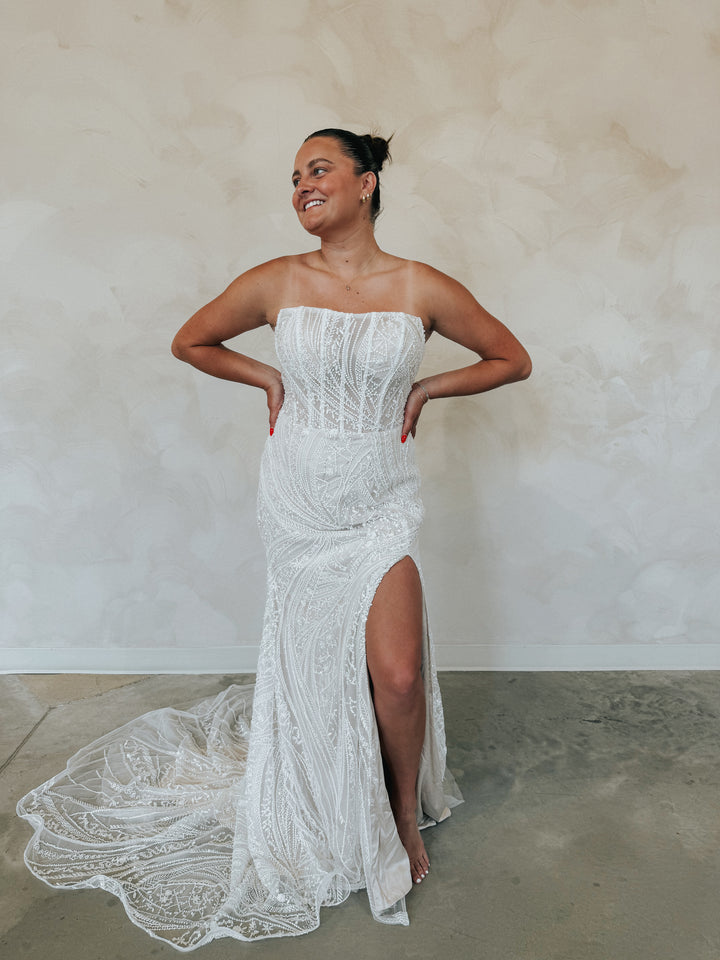 Size 16 | Johnny by Dearly