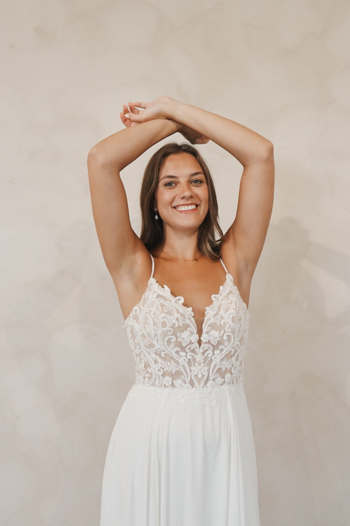 Size 08 | Hollie by Take Heart