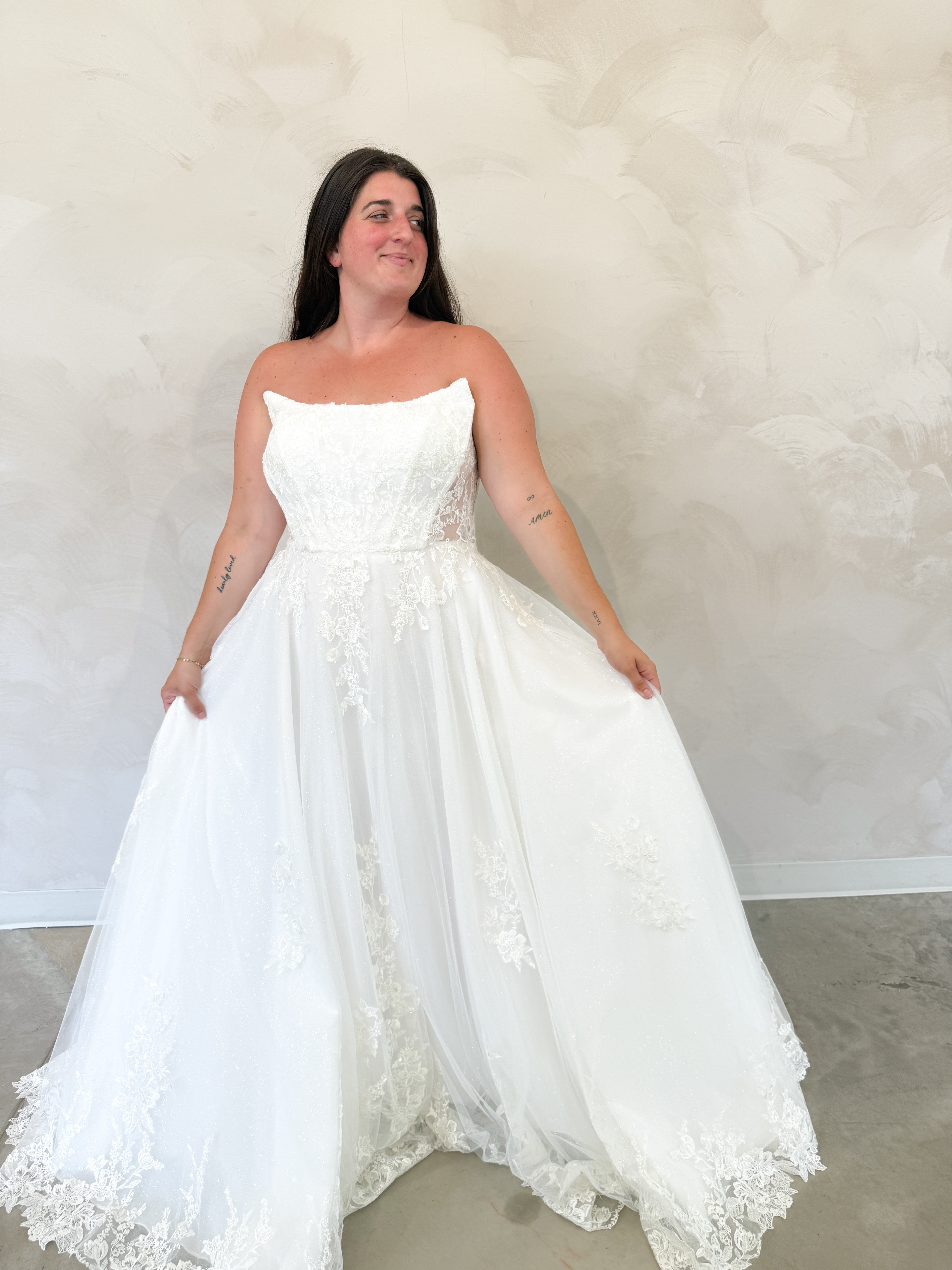 Size 16 | Elsie by Truly