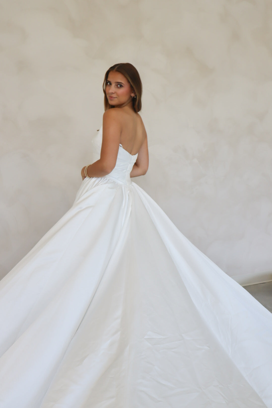 Size 08 | Elizabeth by Becoming