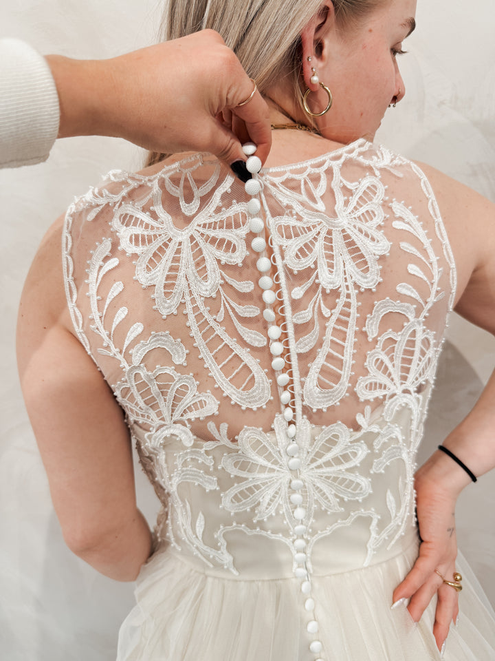 Size 12 | Connie by Wedding Gown Specialists