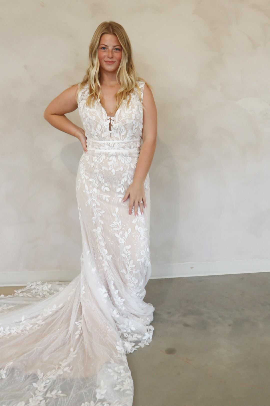 Size 16 | Flora V2 By Take Heart