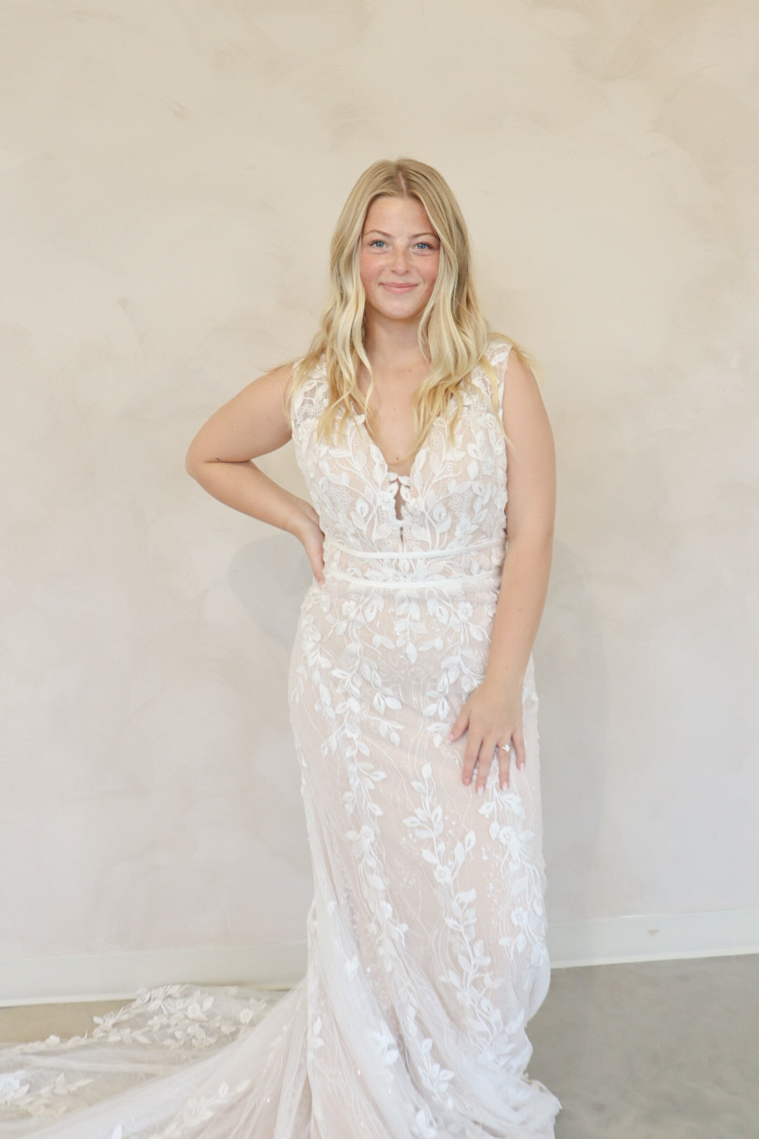 Size 16 | Flora V2 By Take Heart