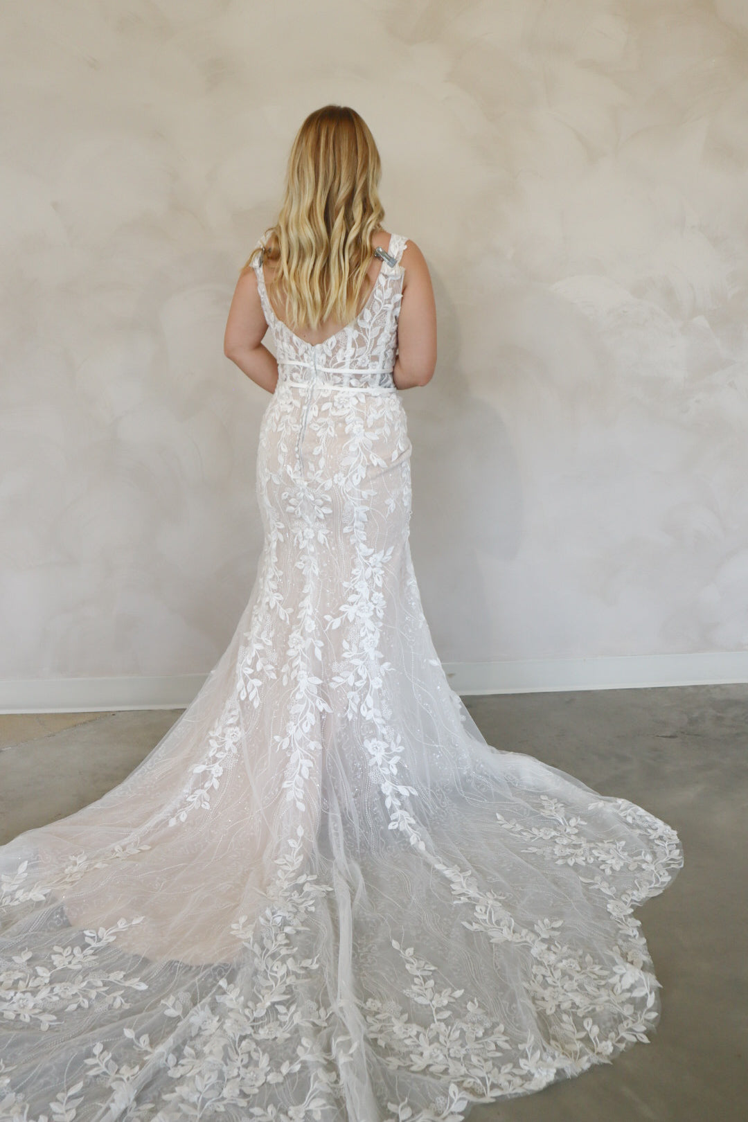 Size 16 | Flora V2 By Take Heart