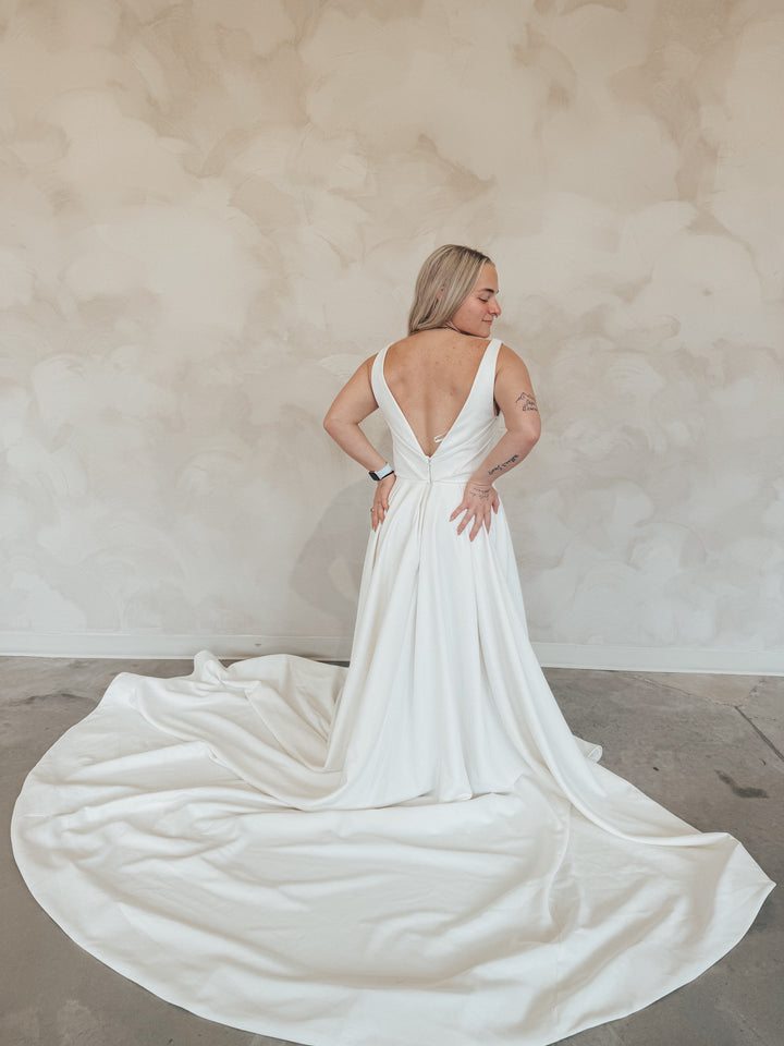 Size 14 | CZ22554-1Z by Cizzy