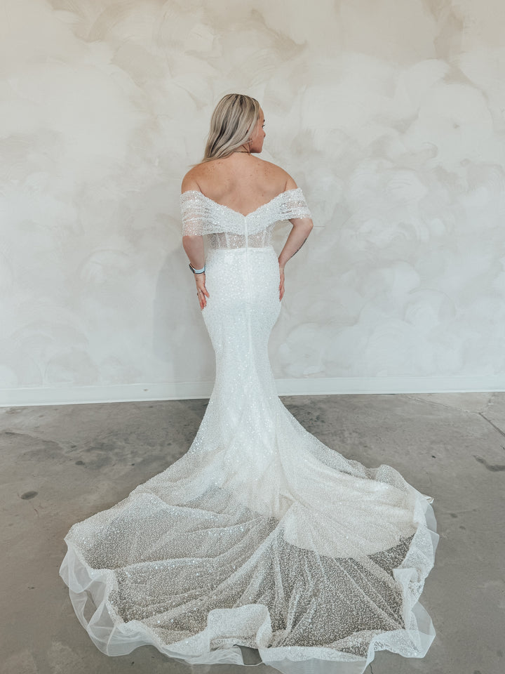 Size 12 | EB22465 by Elysian Bridal
