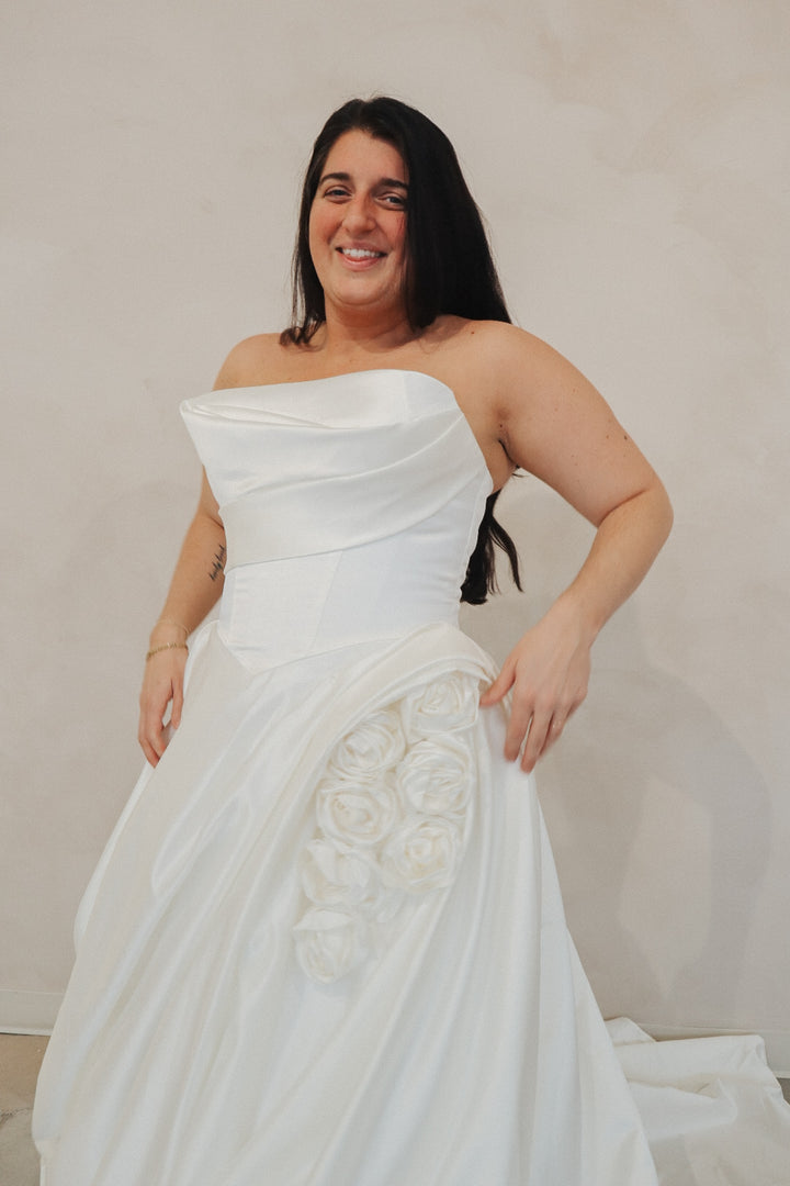 Size 16 | Giselle by Dearly