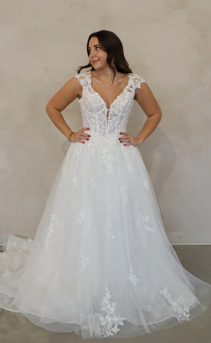 Size 20 | Myka by Take Heart