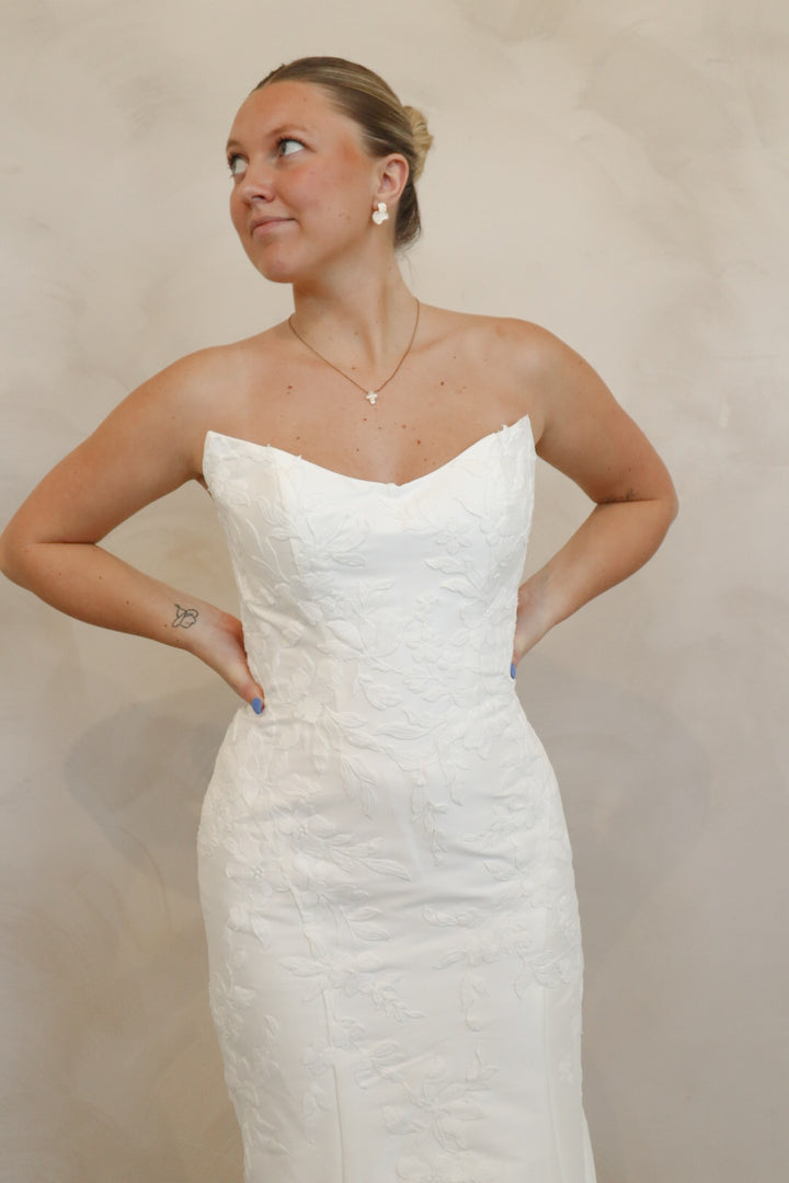 Size 12 | Fallyn by Take Heart
