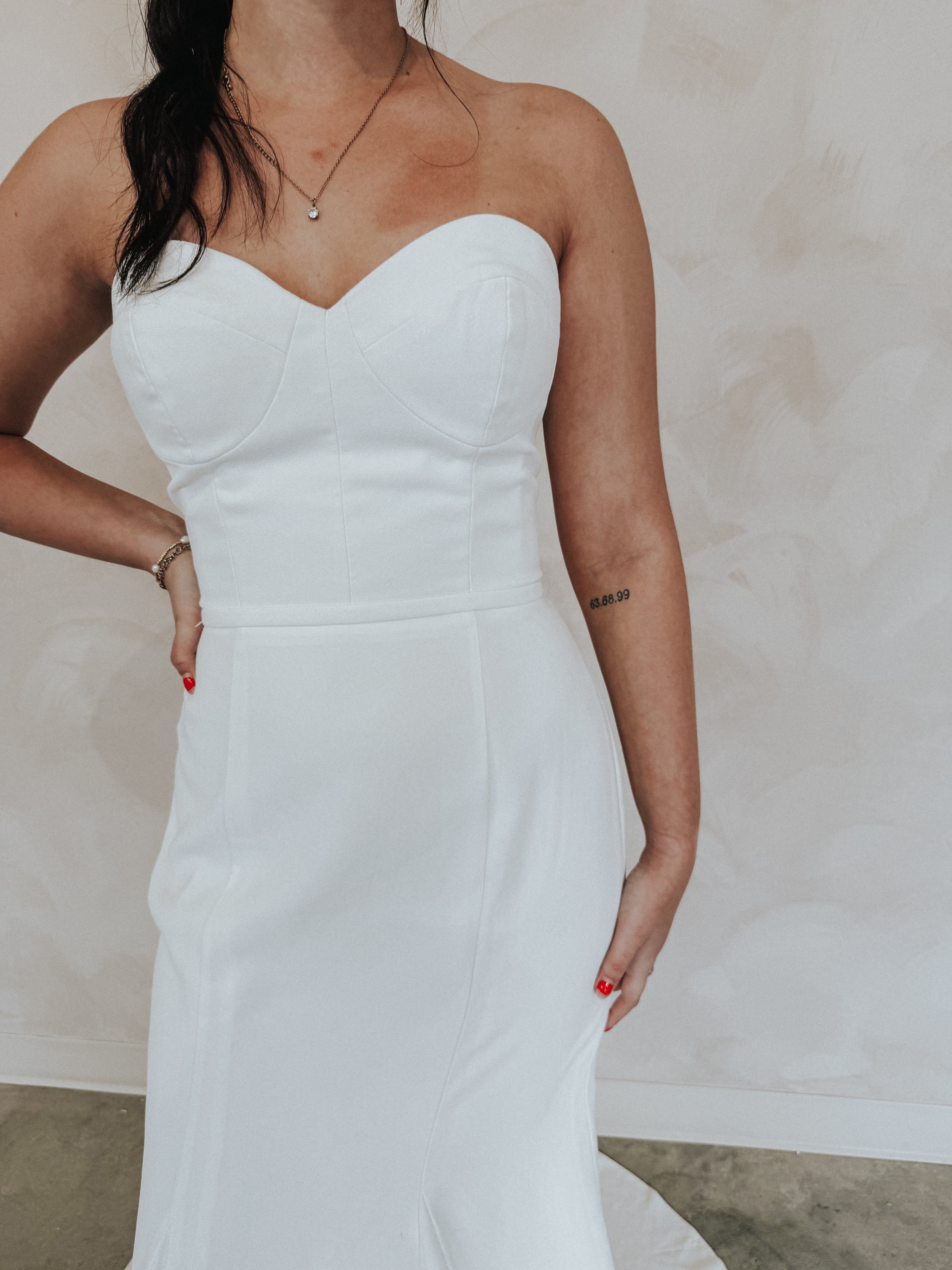 Size 08 | Monique by Tania Olsen
