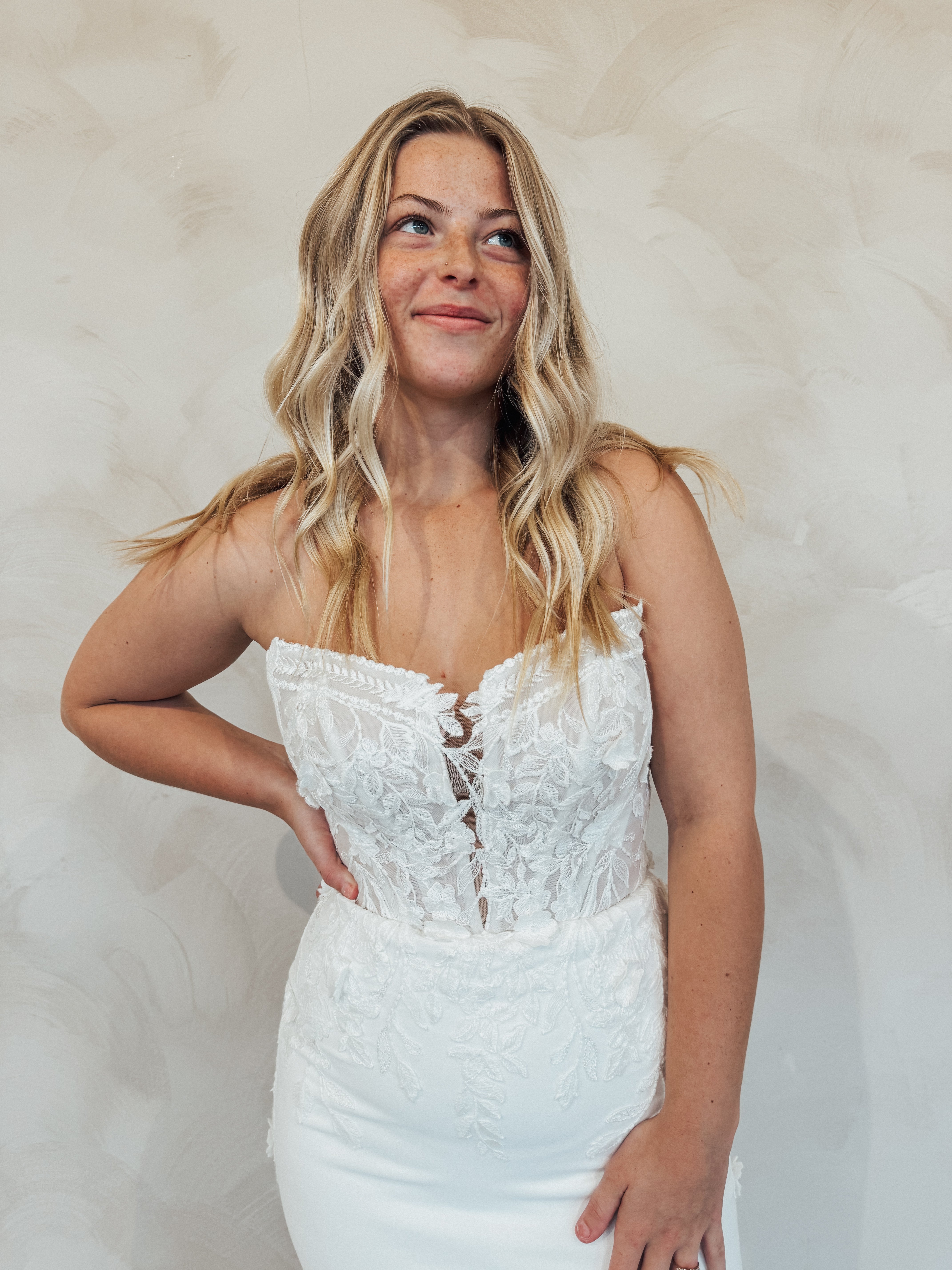 Size 08 | 7675 By Stella York