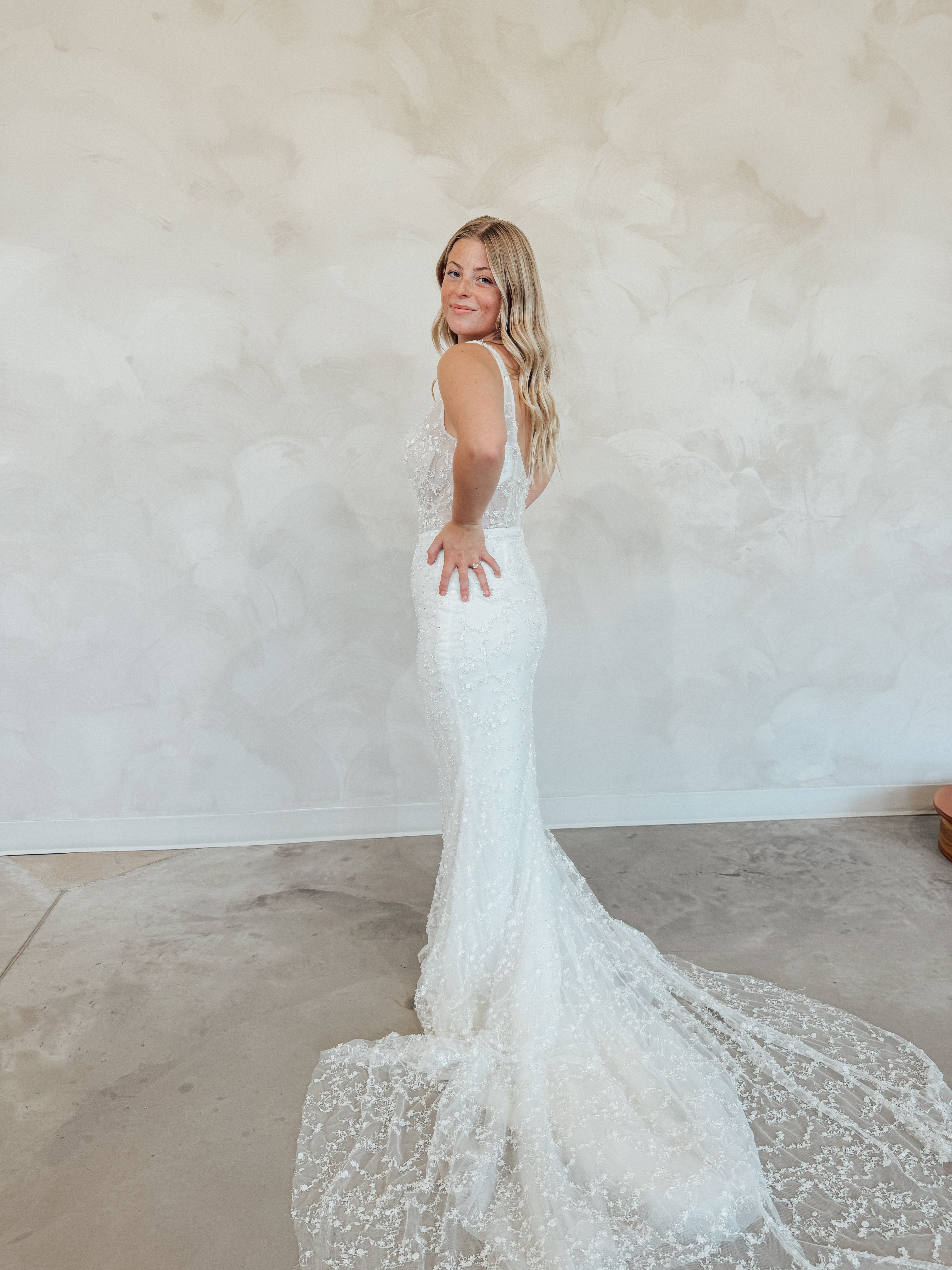 Size 12 | EB22508 by Elysian Bridal