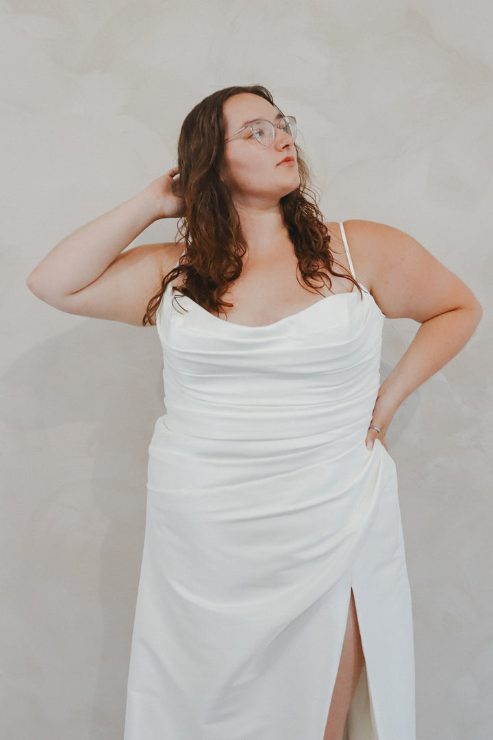 Size 26 | 44424 by Justin Alexander