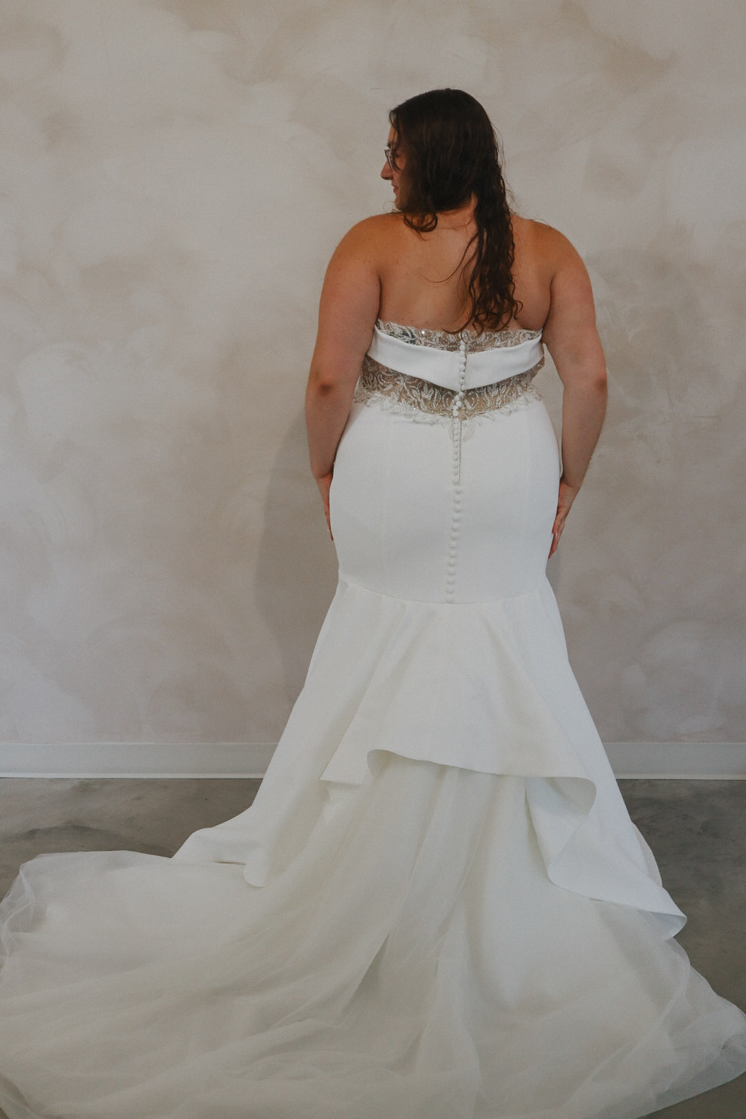 Size 24 | Glynn by Justin Alexander