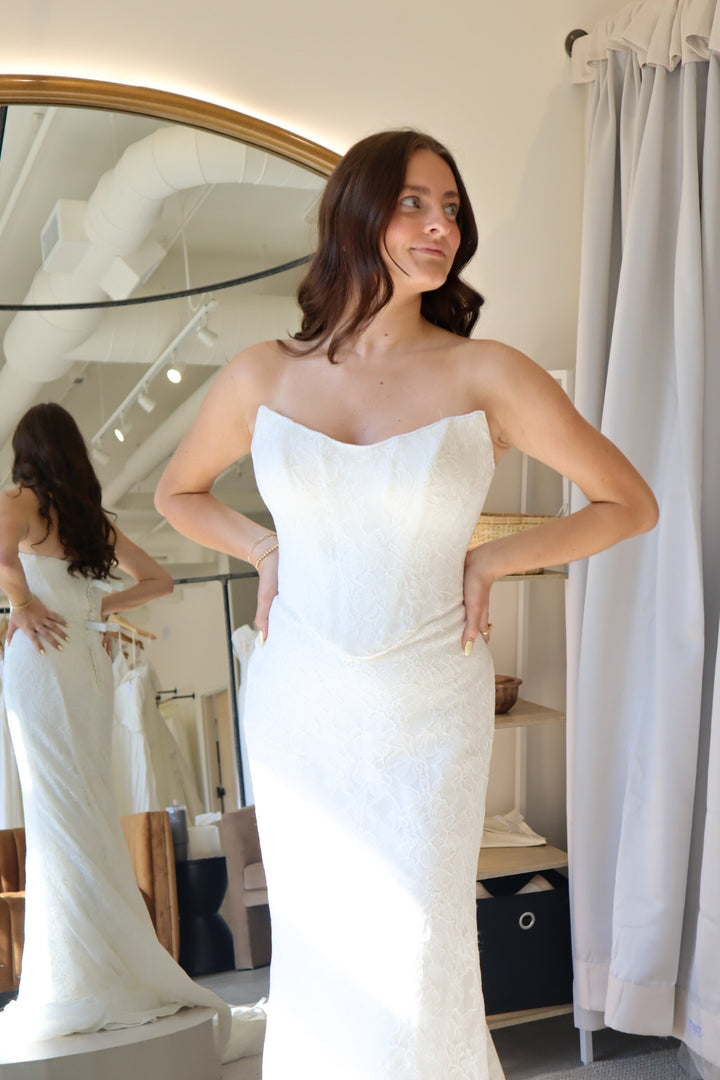 Size 10 | Wells by Take Heart