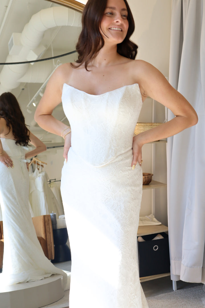 Size 10 | Wells by Take Heart