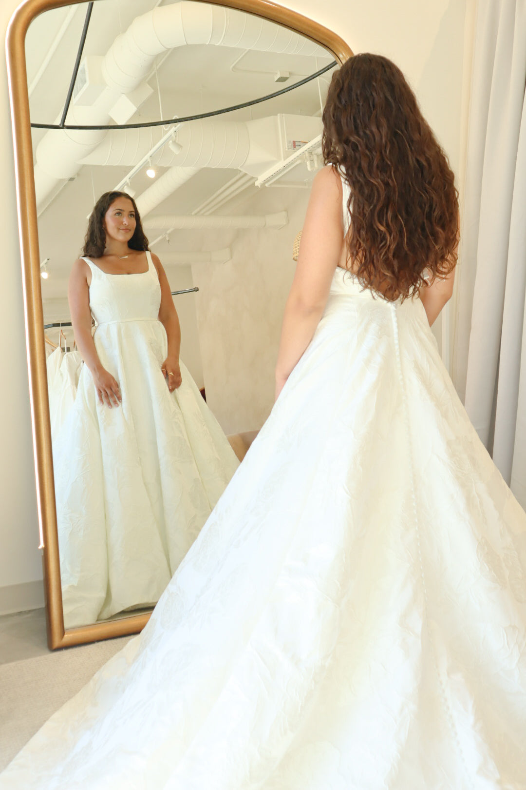 Size 08 | Mahogany by Tania Olsen