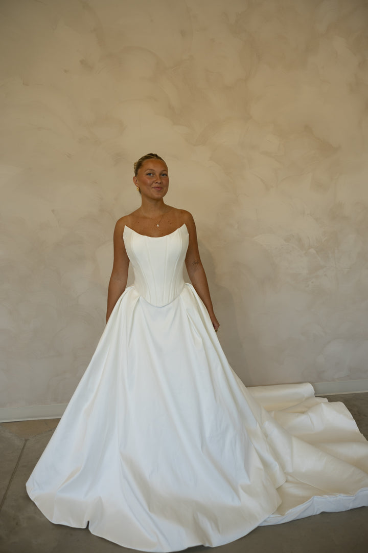 Size 14 | Nicolette by Take Heart