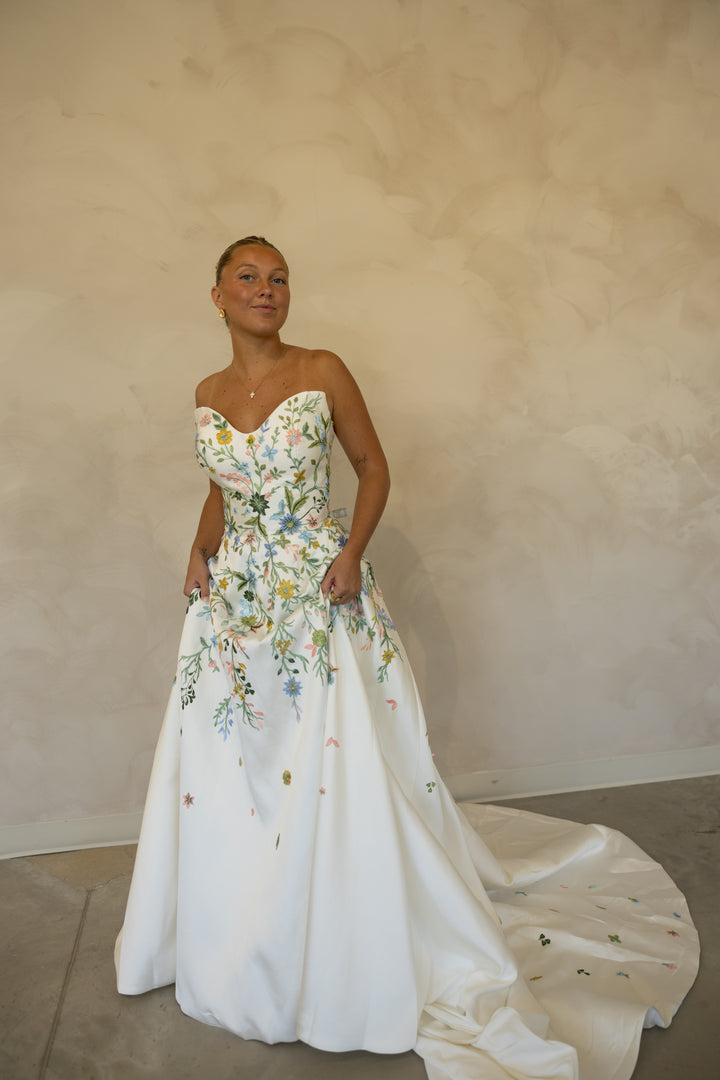 Size 16 | Betsy by Dearly