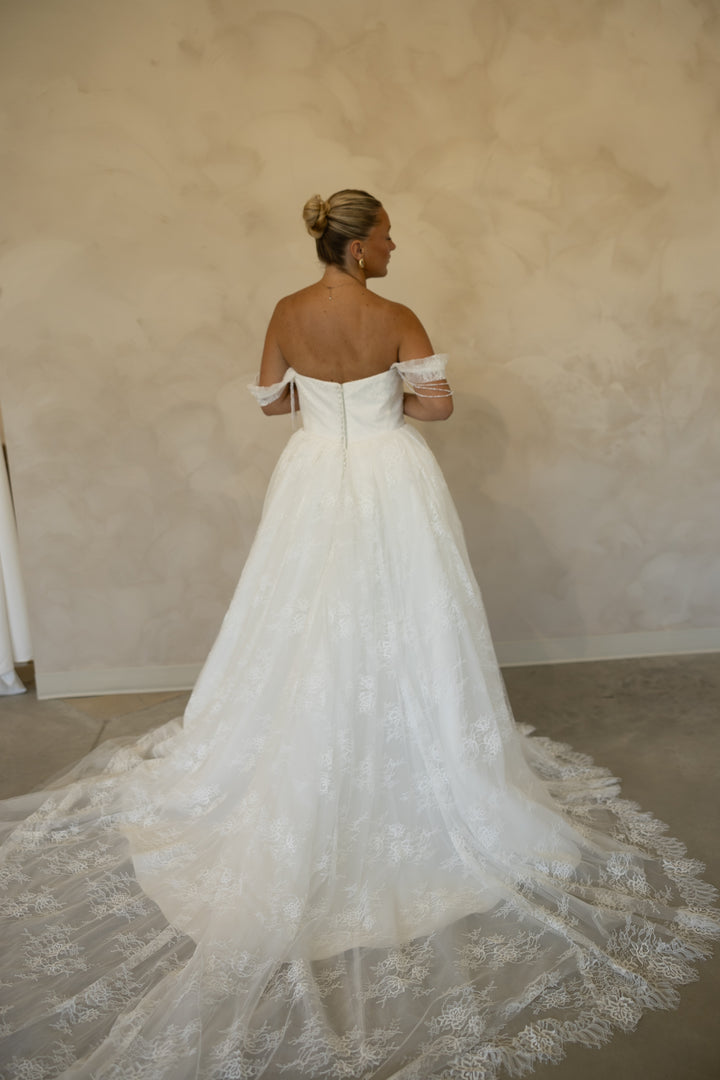 Size 14 | Colby by Take Heart