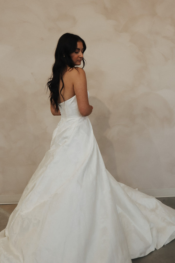 Size 10 | Renee by Tania Olsen