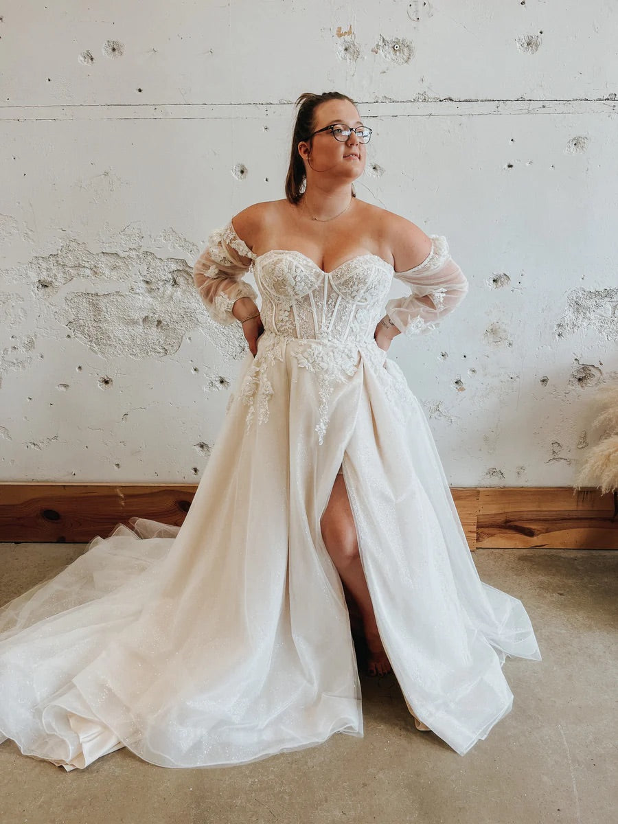 Tag Size 16 | Dearly Loved Bridal