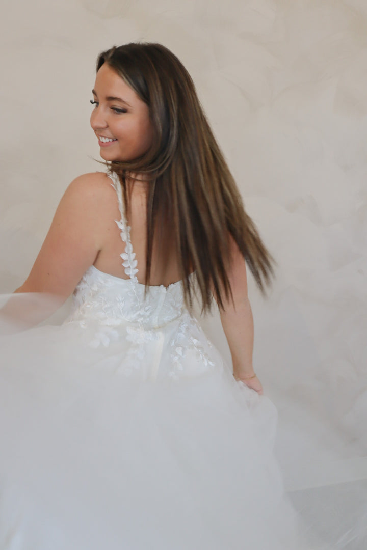 Size 22 | Riley by Dearly