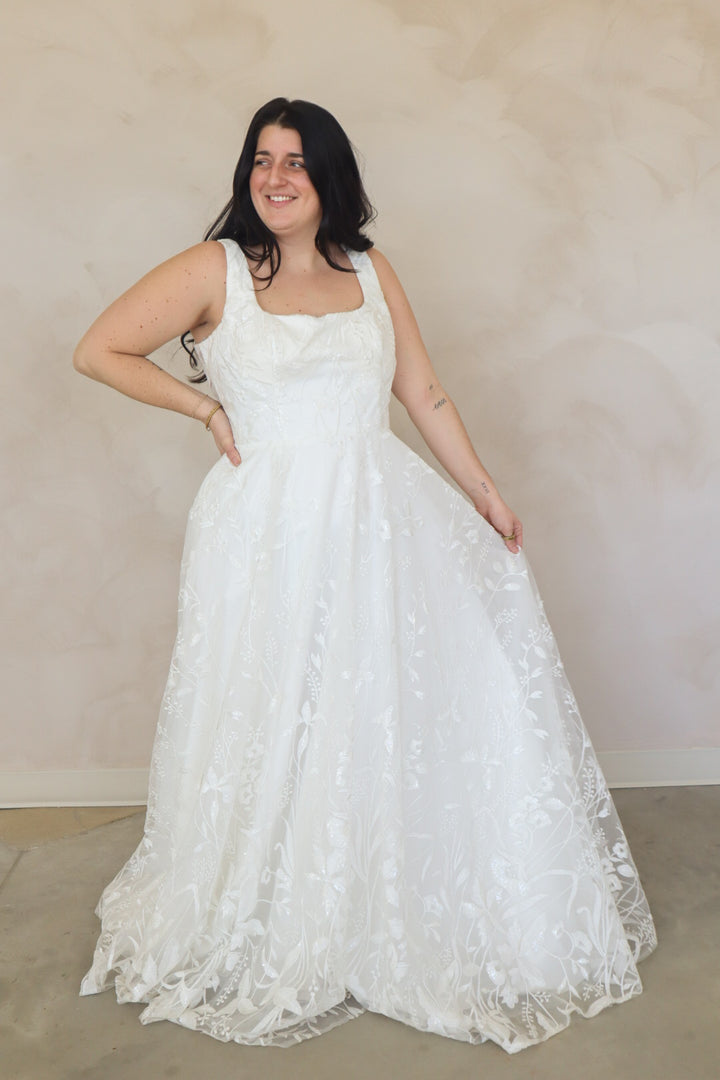 FLEUR BY TANIA OLSEN