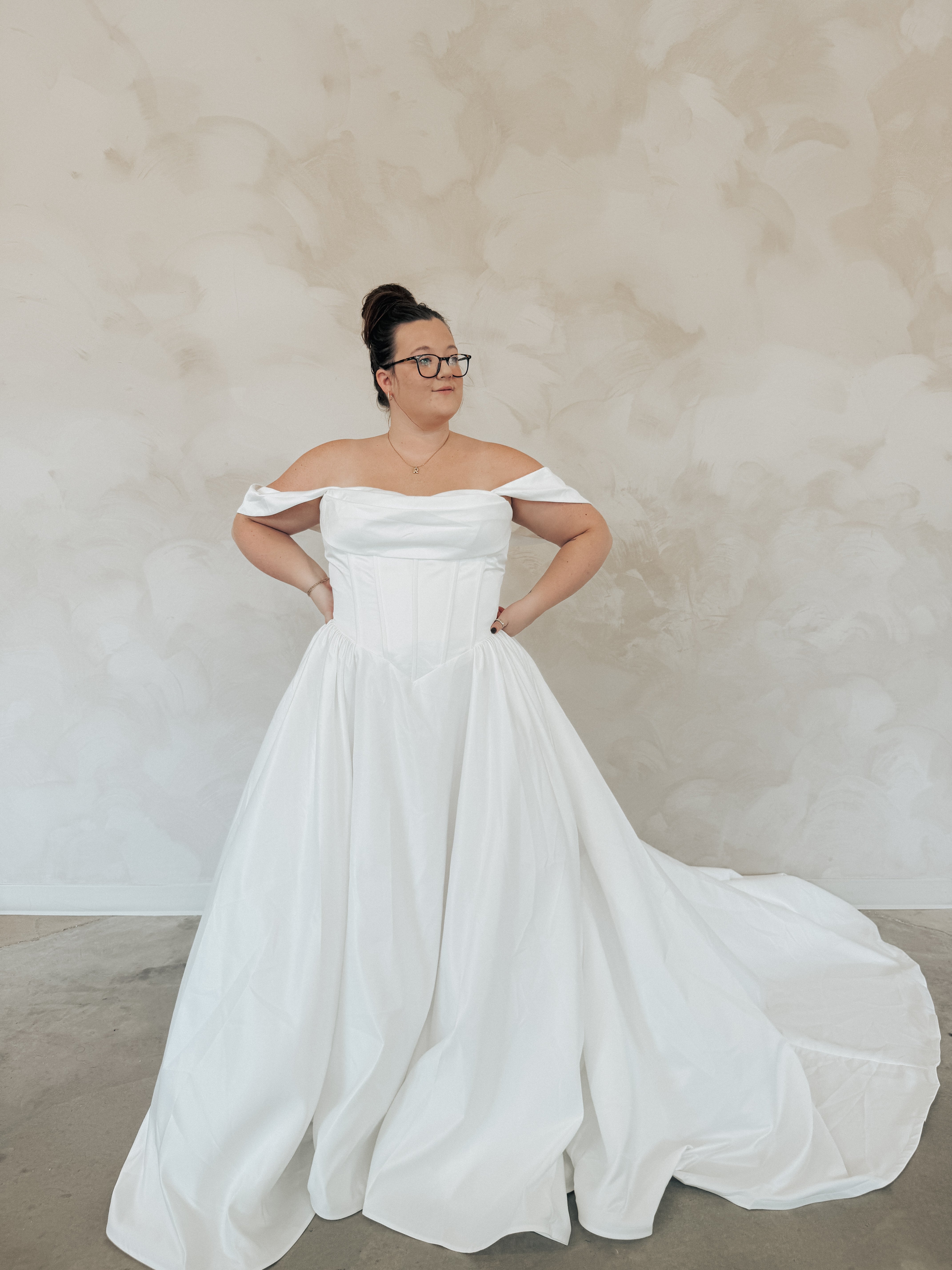 Size 24 | Walter by Forever