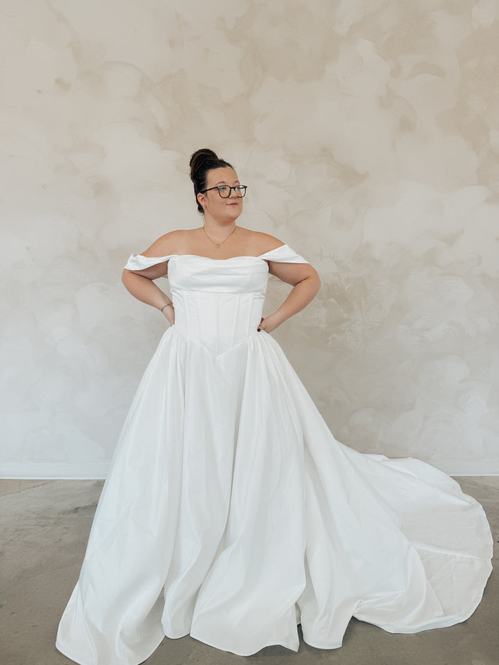Size 24 | Walter by Forever