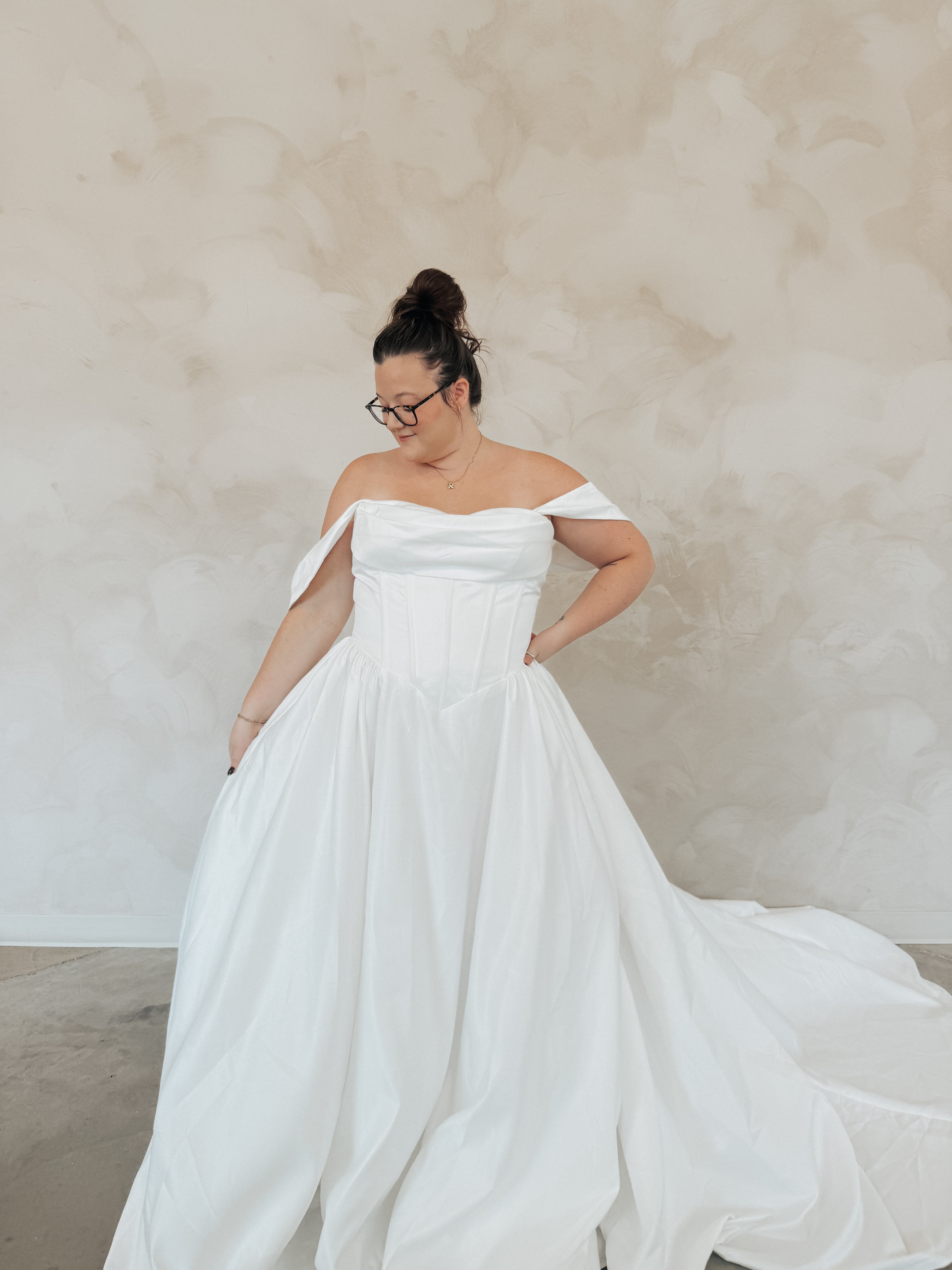 Size 24 | Walter by Forever