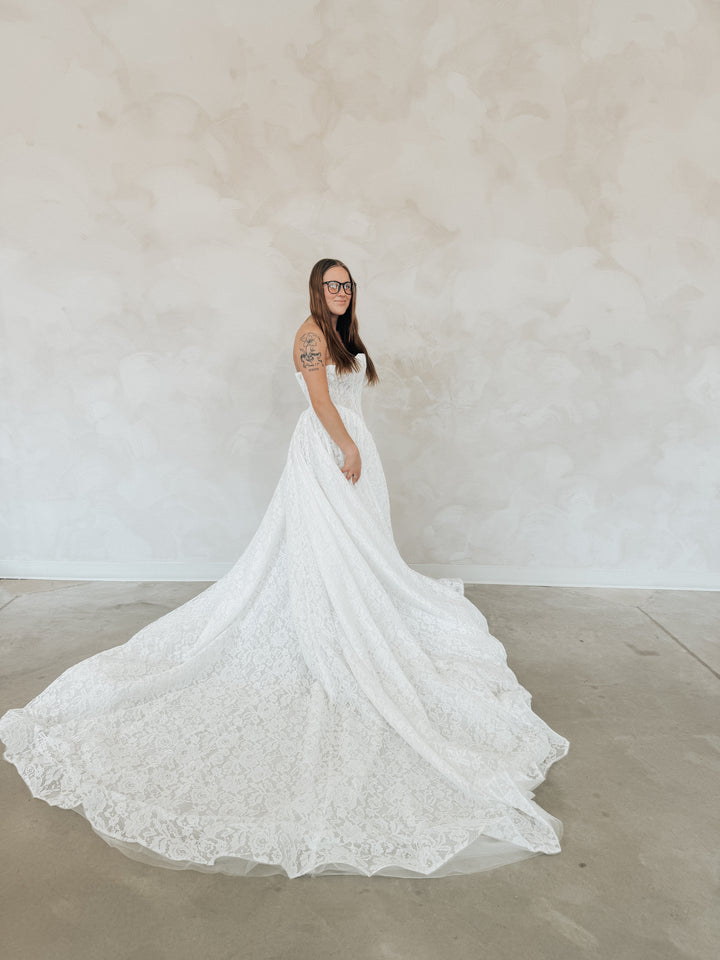 Size 06 | Riviera by Oath