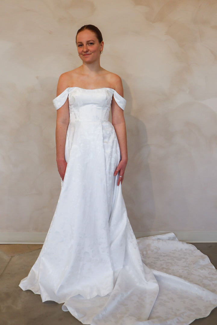 Size 24 | Mae by Take Heart