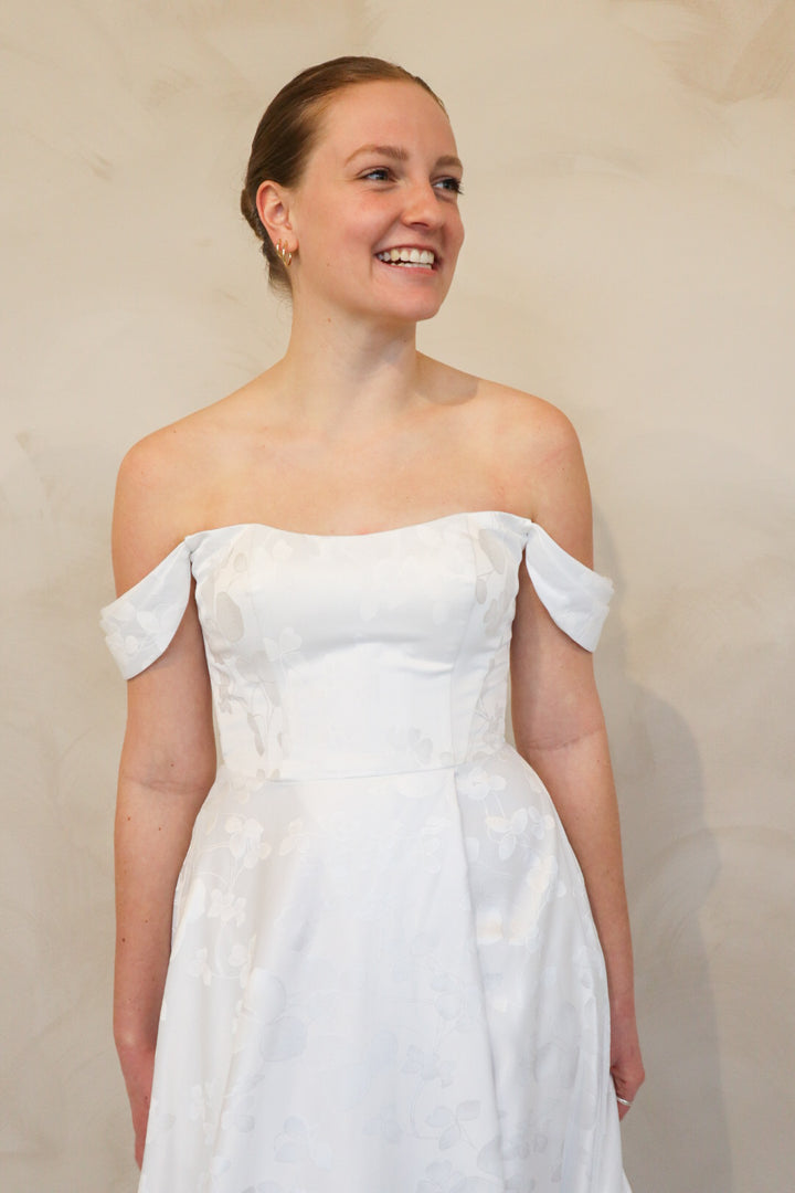 Size 24 | Mae by Take Heart