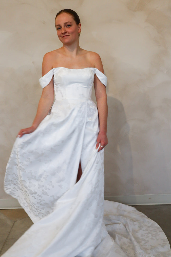 Size 24 | Mae by Take Heart