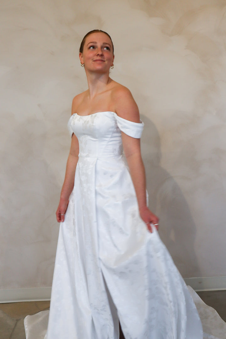 Size 24 | Mae by Take Heart