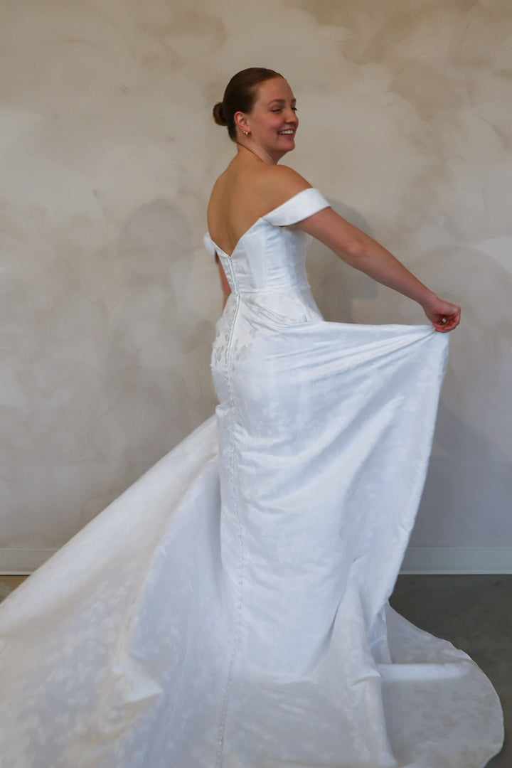 Size 24 | Mae by Take Heart