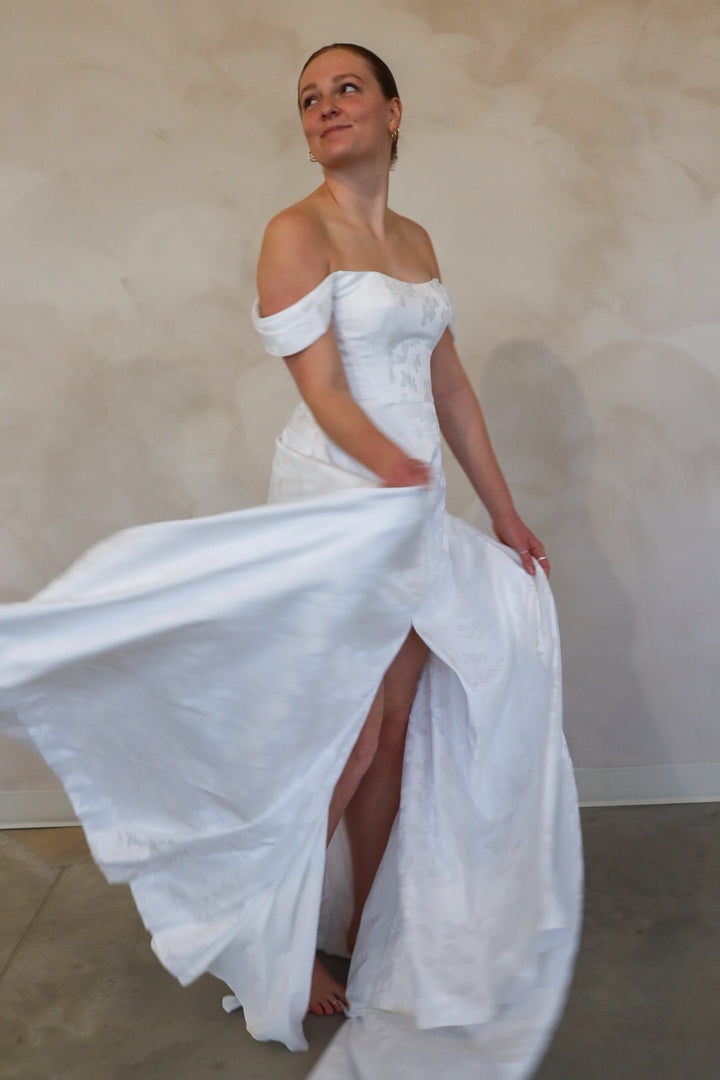 Size 24 | Mae by Take Heart