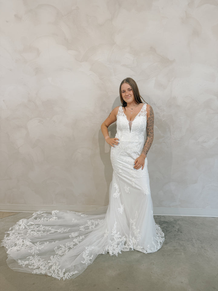 Size 08 | Andrea by Truly